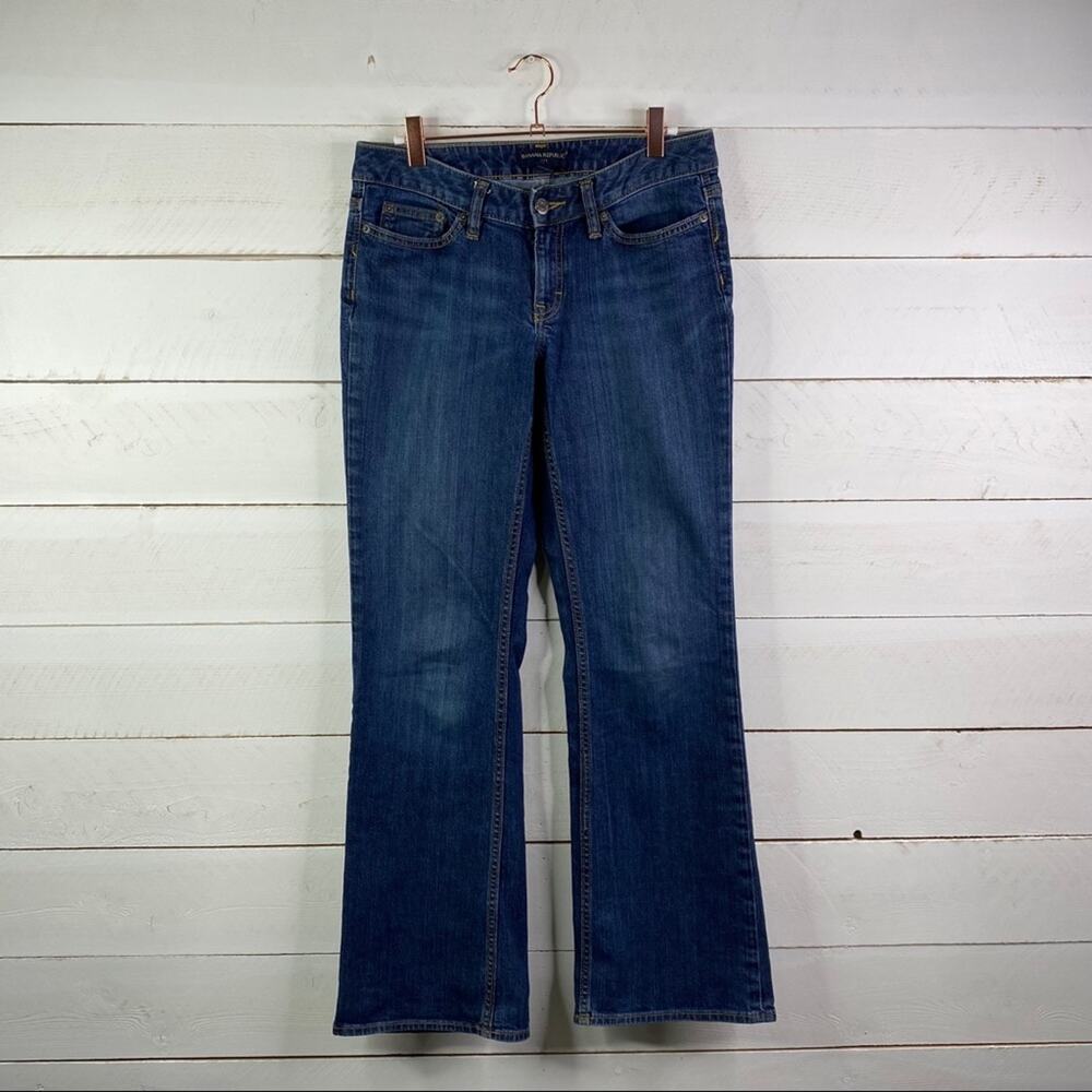 BANANA REPUBLIC Medium Wash‎ Low Rise Boyfriend Denim Bootcut Jeans Size 4 - Picture 2 of 12